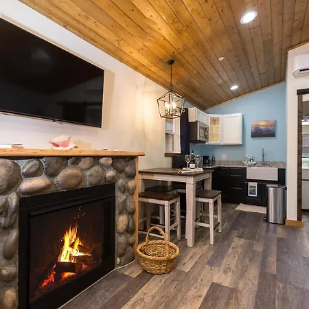 Woodland Inns Forks Exterior foto